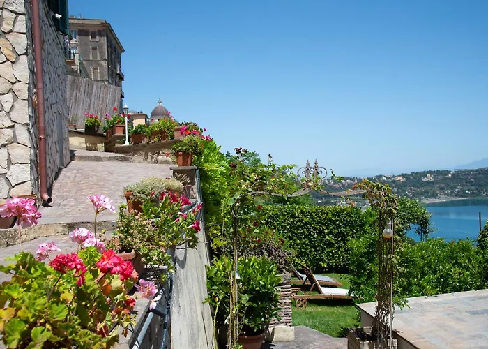 Giardino sul Lago